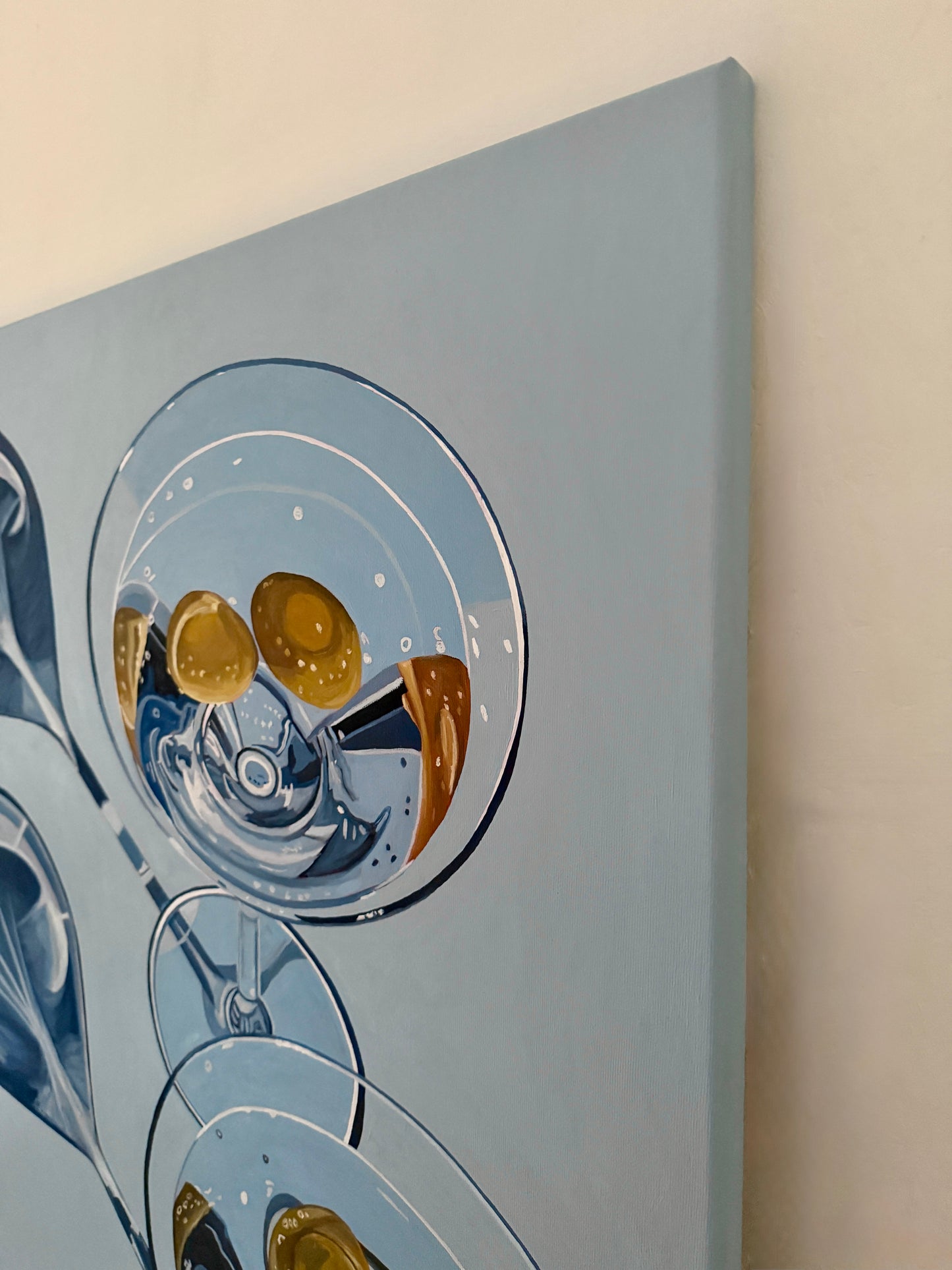 Martinis on Blue - 70x90 cm